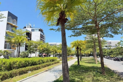 HÀNG HIẾM NGAY CỔNG ĐẠI HỌC FPT – GIÁ GIẢM SÂU GẦN 700 TRIỆU 